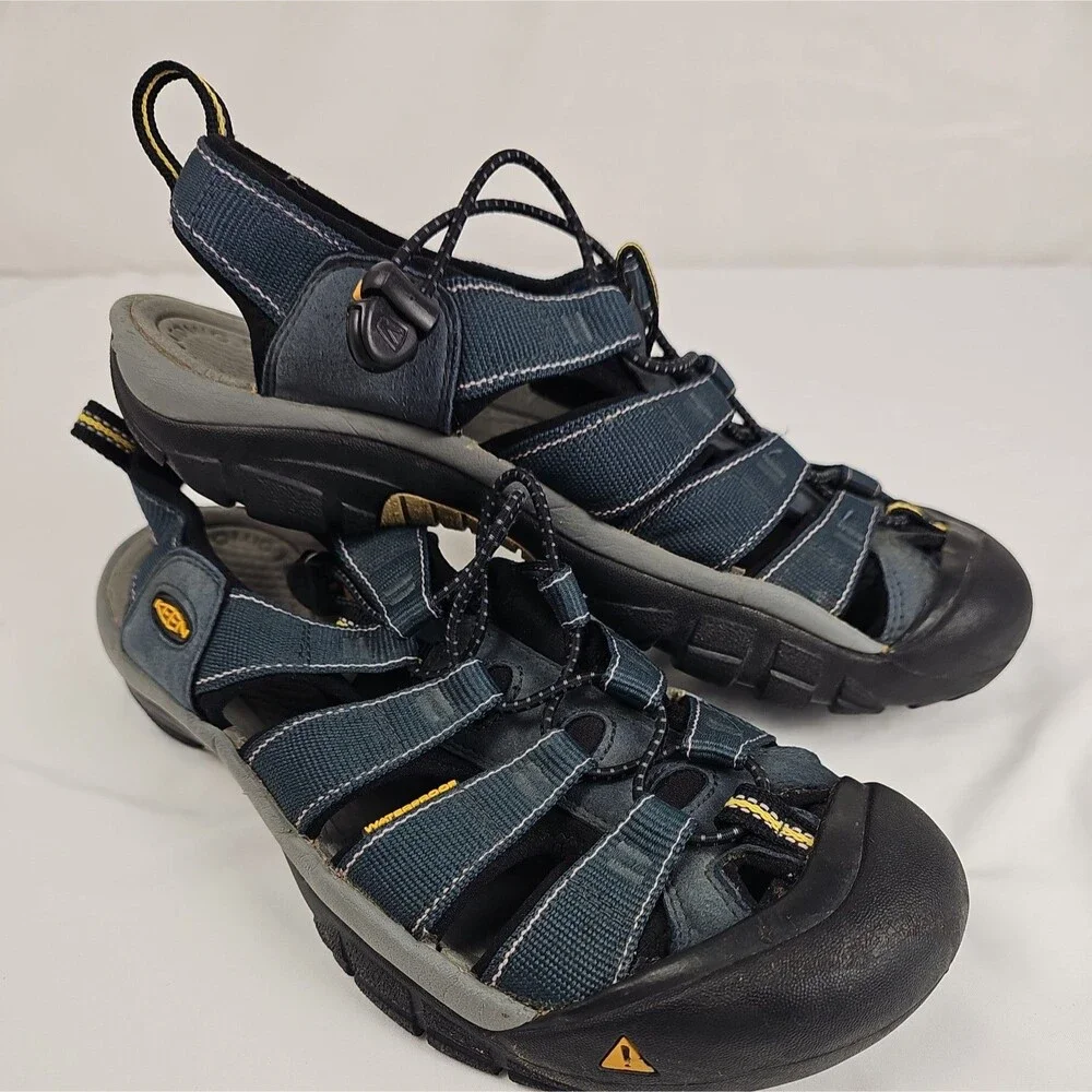 KEEN Newport H2 Men 9.5 Gray Yellow Water Hiking Sandals 1008399